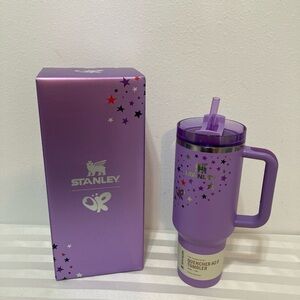 Stanley x Olivia Rodrigo Quencher Flowstate Tumbler 40 Oz Limited Edition